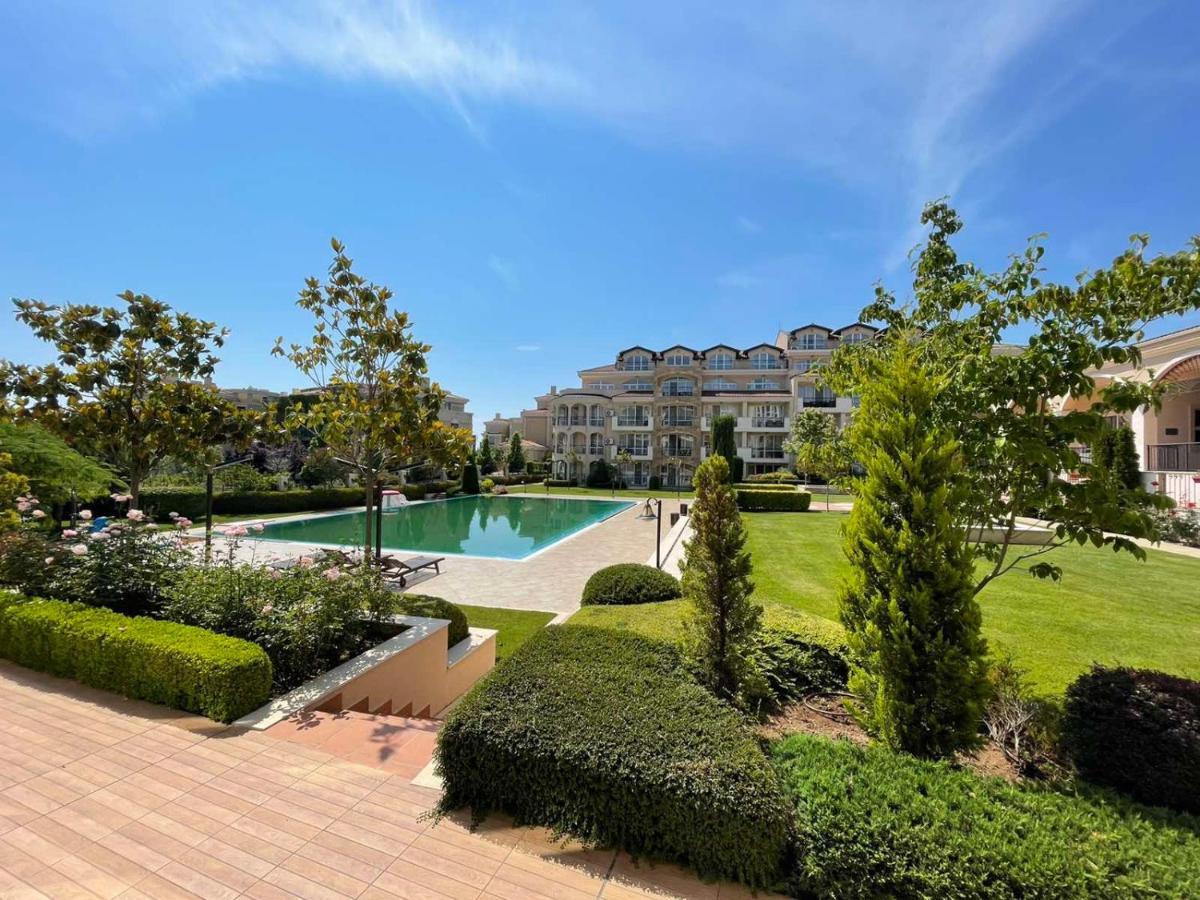 Provence Deluxe Apartment In Atia Resort Černomorec Exteriér fotografie